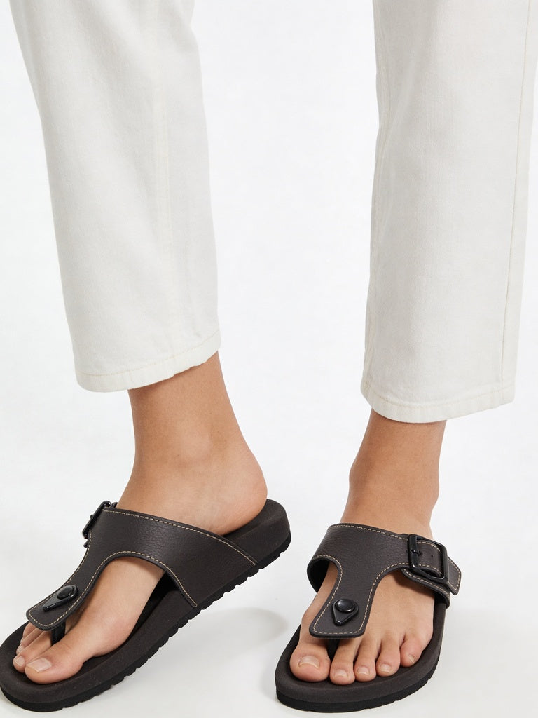 SOLEPLAY Brown Thong Slides