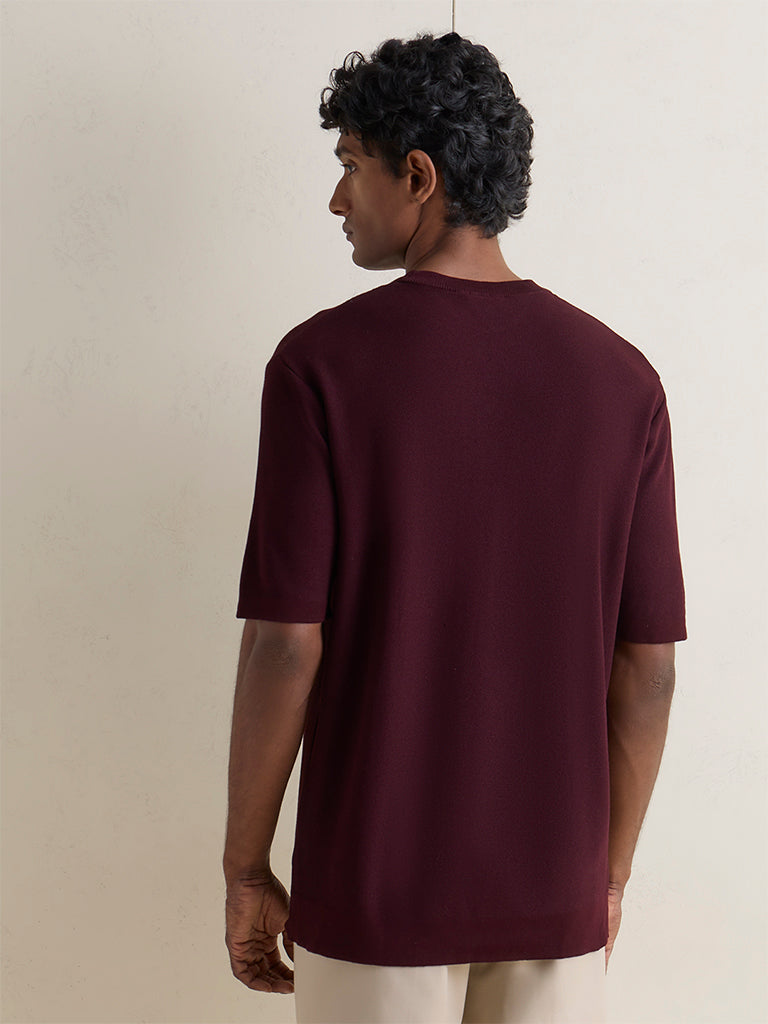 WES Formals Wine Textured Slim-Fit T-Shirt