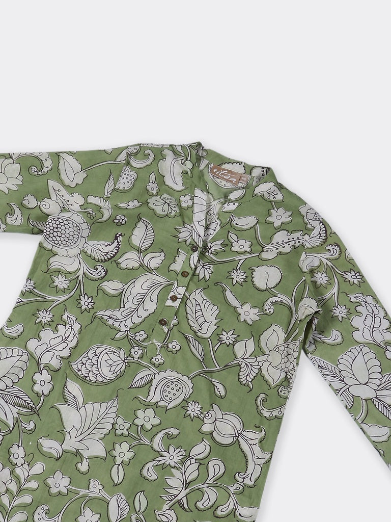 Utsa Green Floral Pattern Cotton Straight Kurta