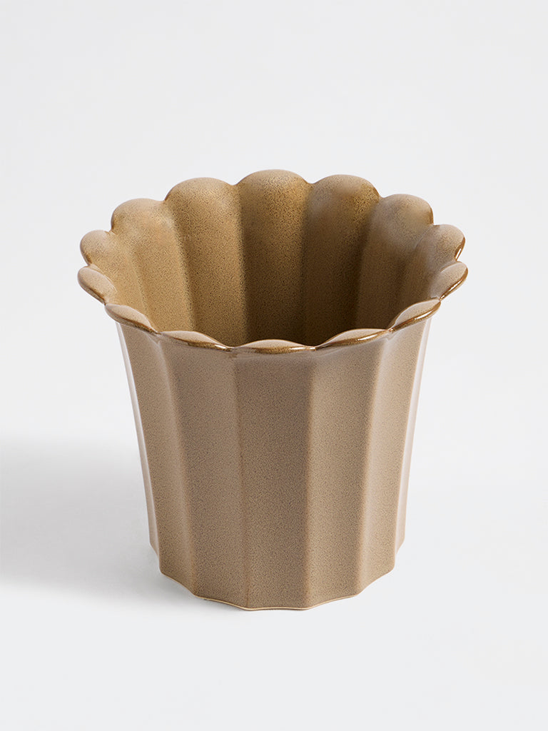 Westside Home Brown Ceramic Frill Pot