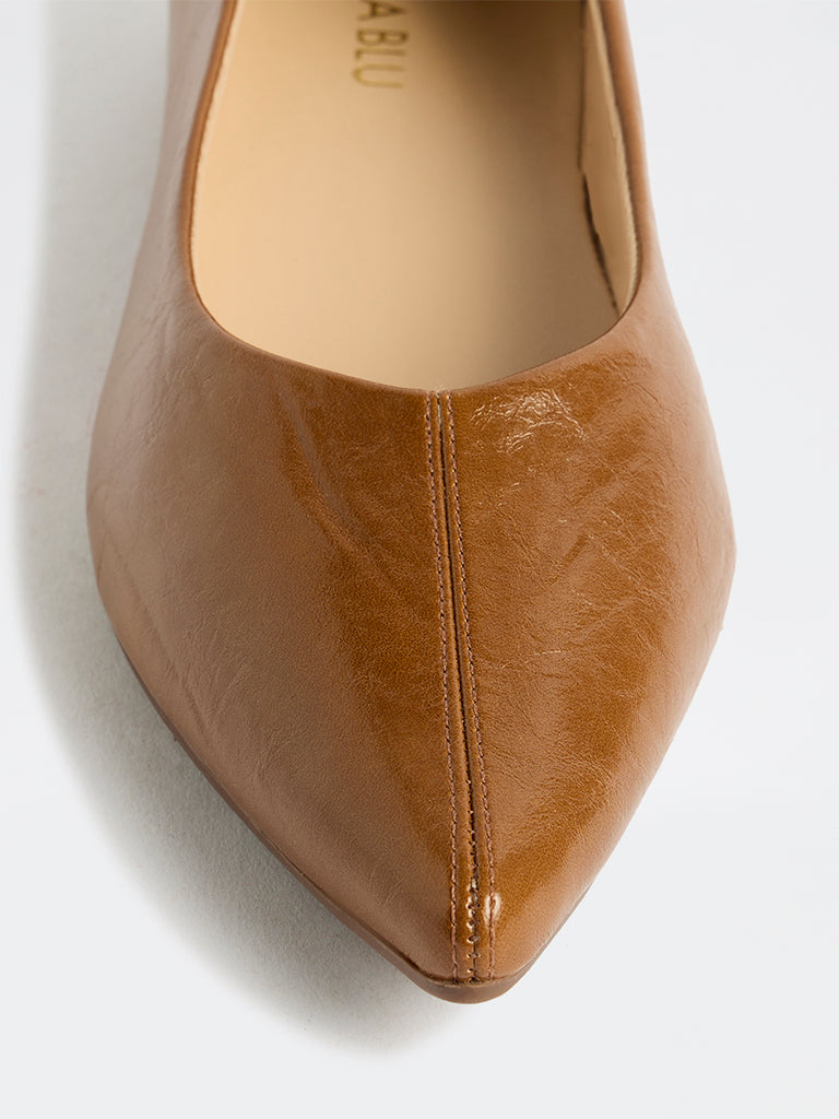 LUNA BLU Tan Pointed-Toe Ballerinas
