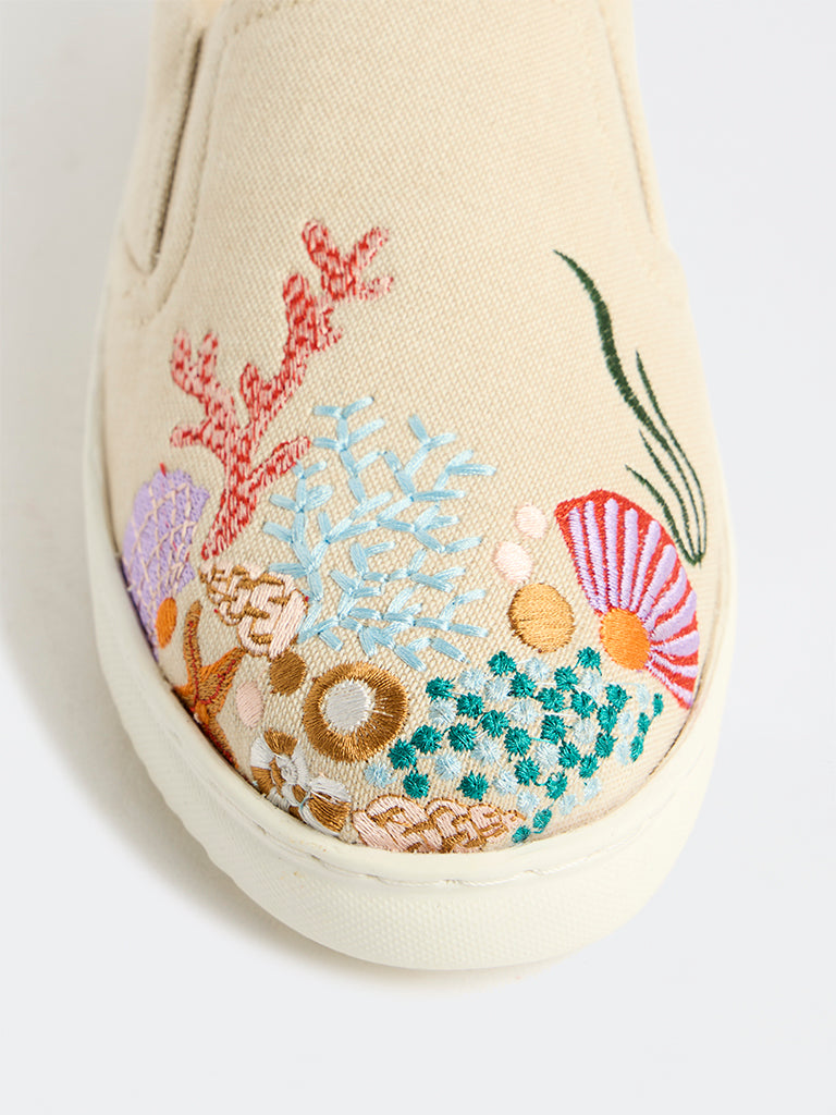 LUNA BLU Cream Embroidered Loafers