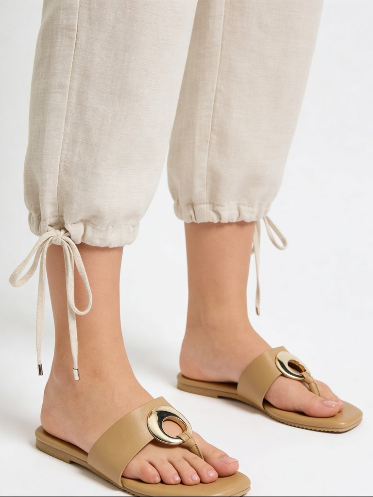 LUNA BLU Beige thong Flat sandals