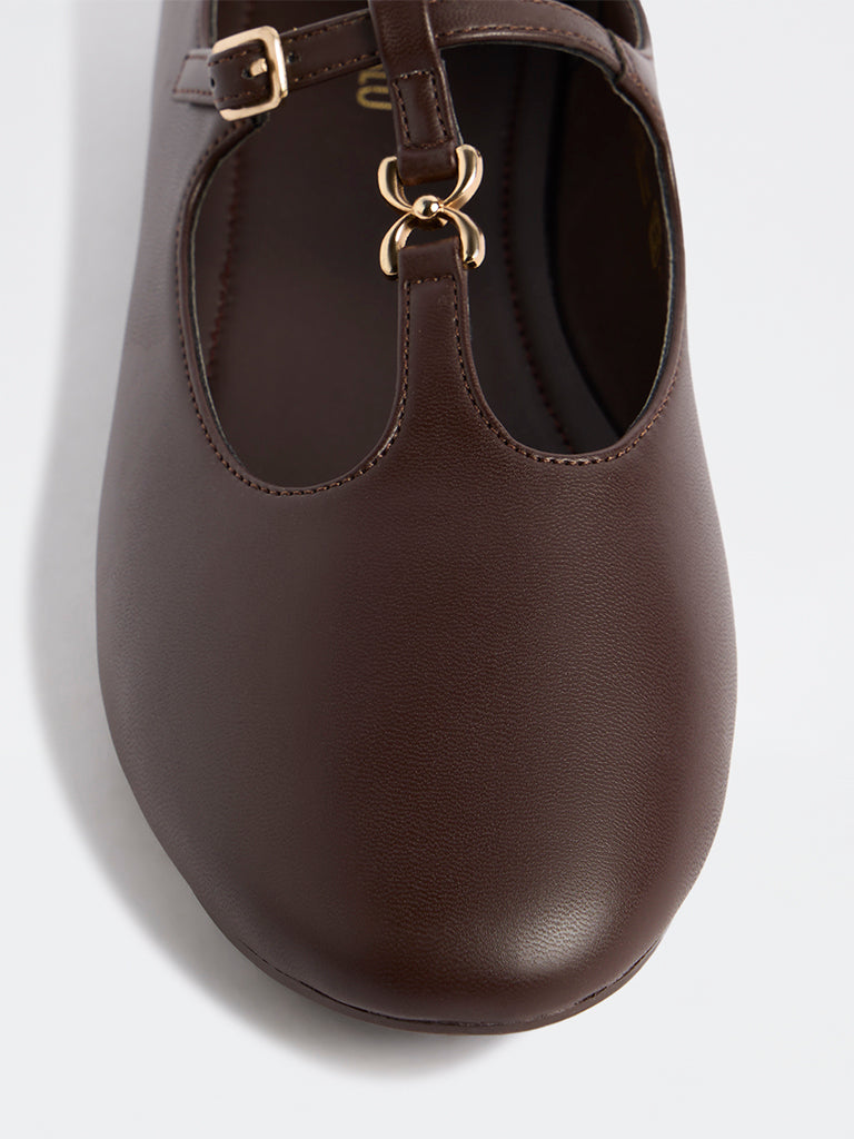 LUNA BLU Brown T-Strap Mary Jane Shoes