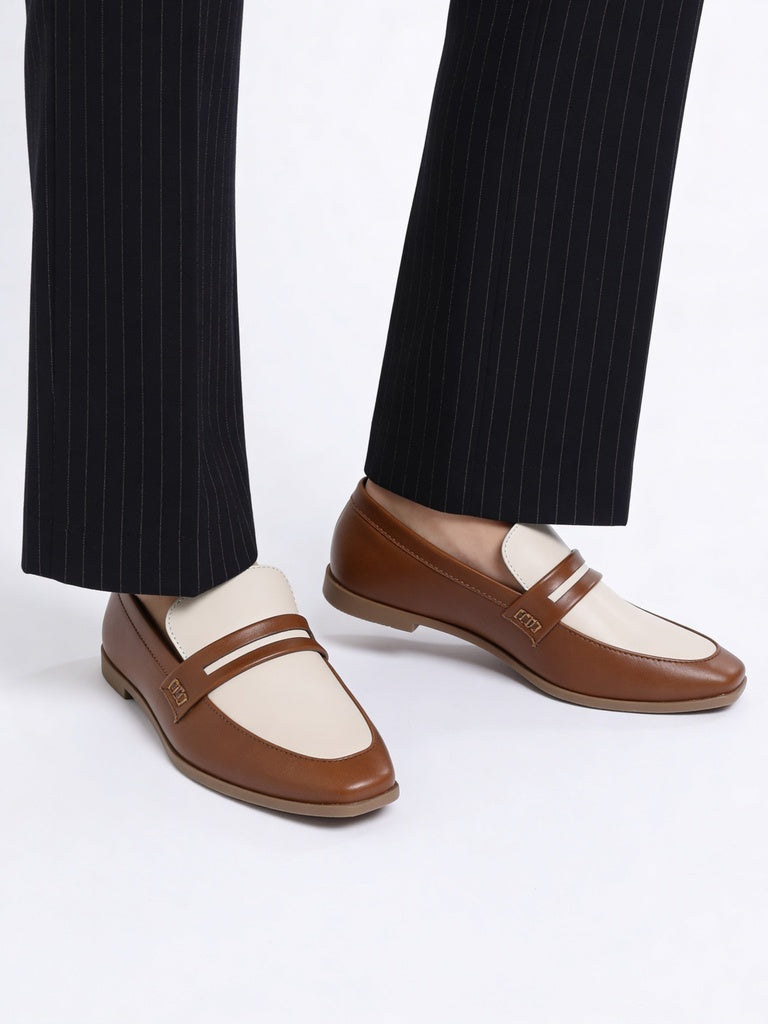 LUNA BLU Tan Color-Blocked Saddle Loafers