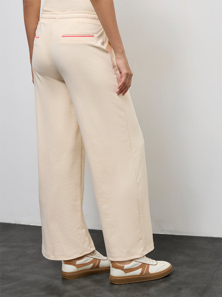 Nuoflexx Cream High-Rise Pants
