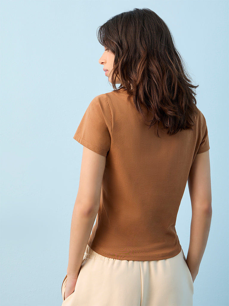 Nuoflexx Light Brown Text Embossed Cotton-Blend T-Shirt