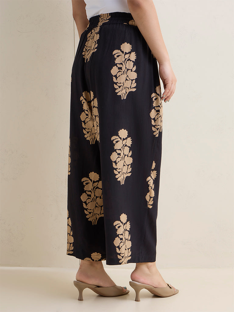 Diza Black Floral Printed Palazzos