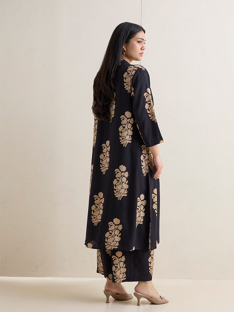 Diza Black Floral Printed A-Line Kurta