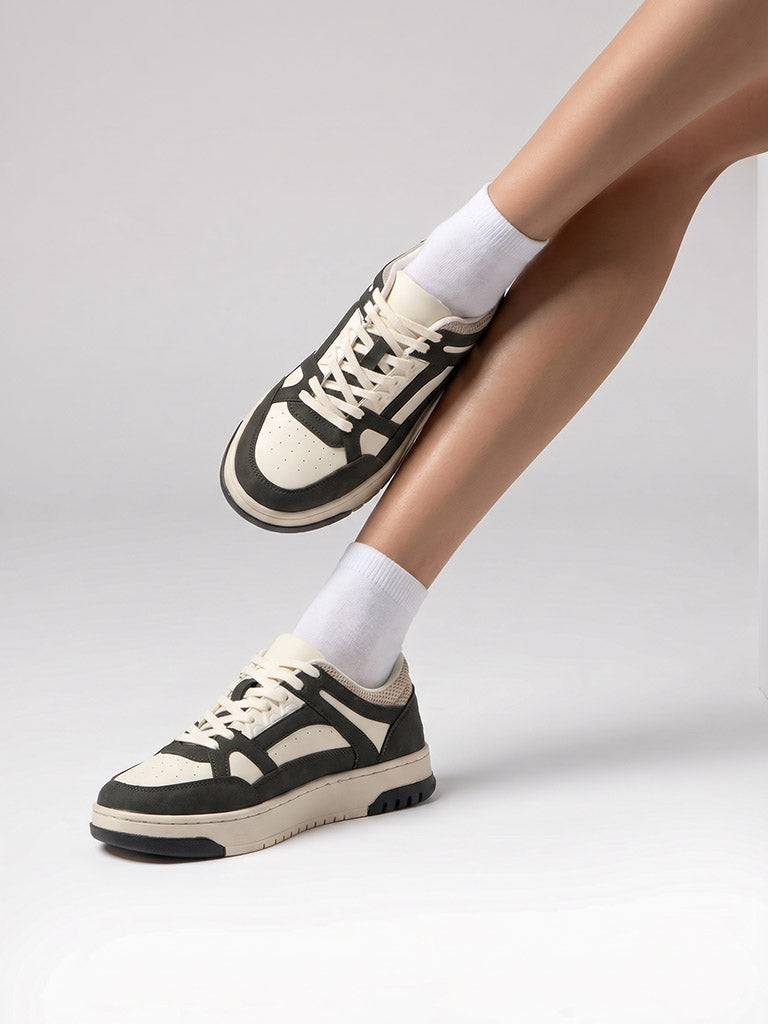SOLEPLAY Black Lace-Up Sneakers