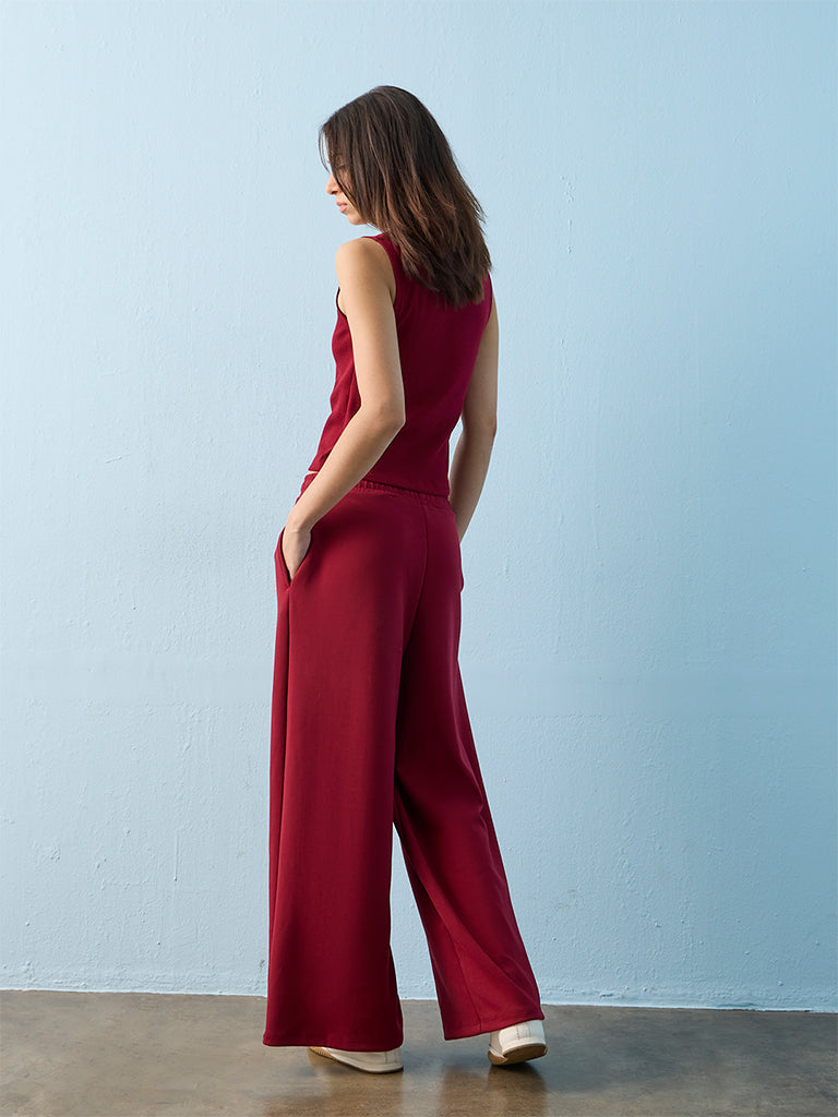 Nuoflexx Red High-Rise Pants