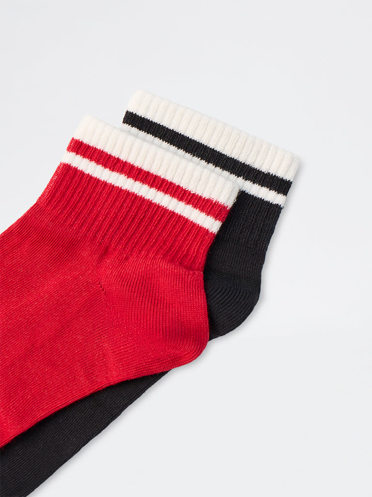 Wunderlove Red and Black Striped Cotton-Blend Ankle Socks - Pack of 2