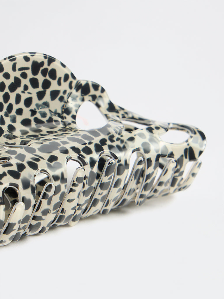 Westside Accessories Black Animal Printed Statement Claw Clip