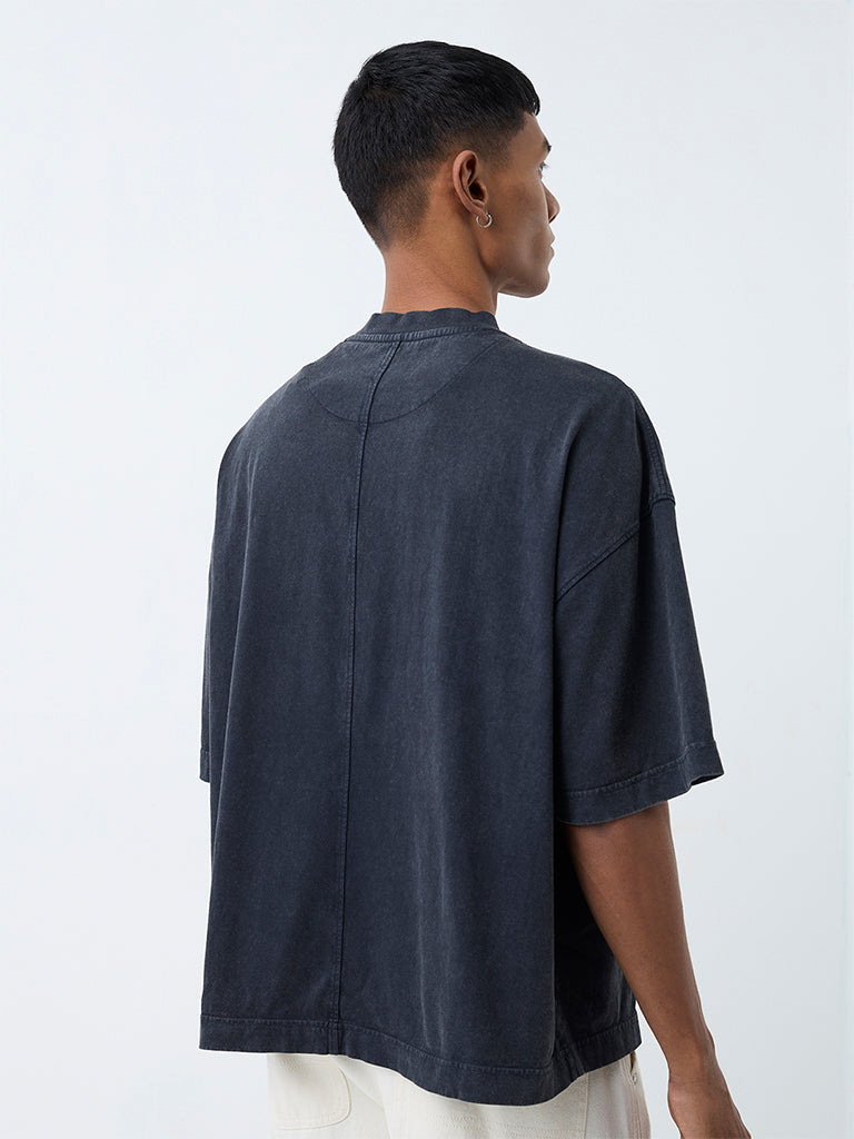 Nuon Black Japanese-Inspired Oversized Cotton T-Shirt