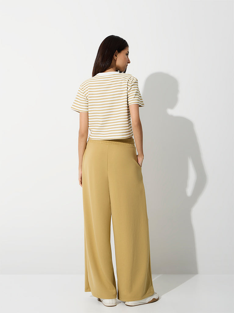 Nuoflexx Light Mustard High-Rise Track Pants