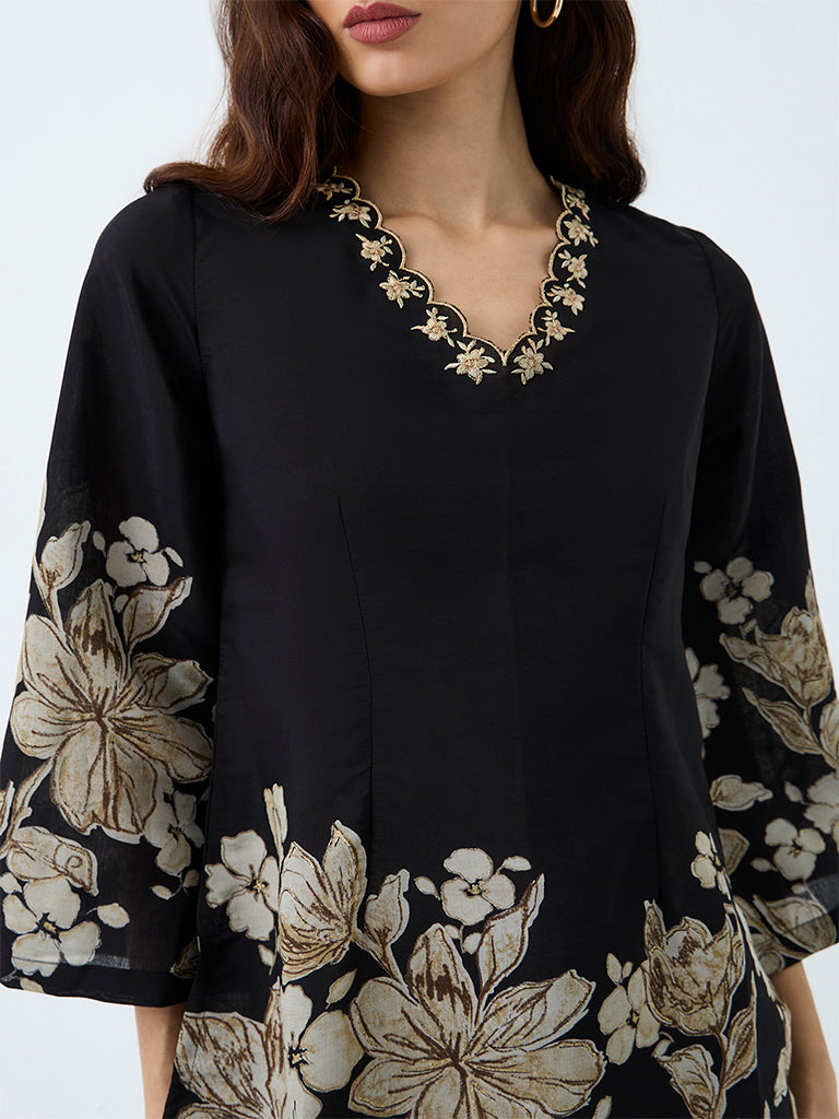 Utsa Black Floral Printed Kurti