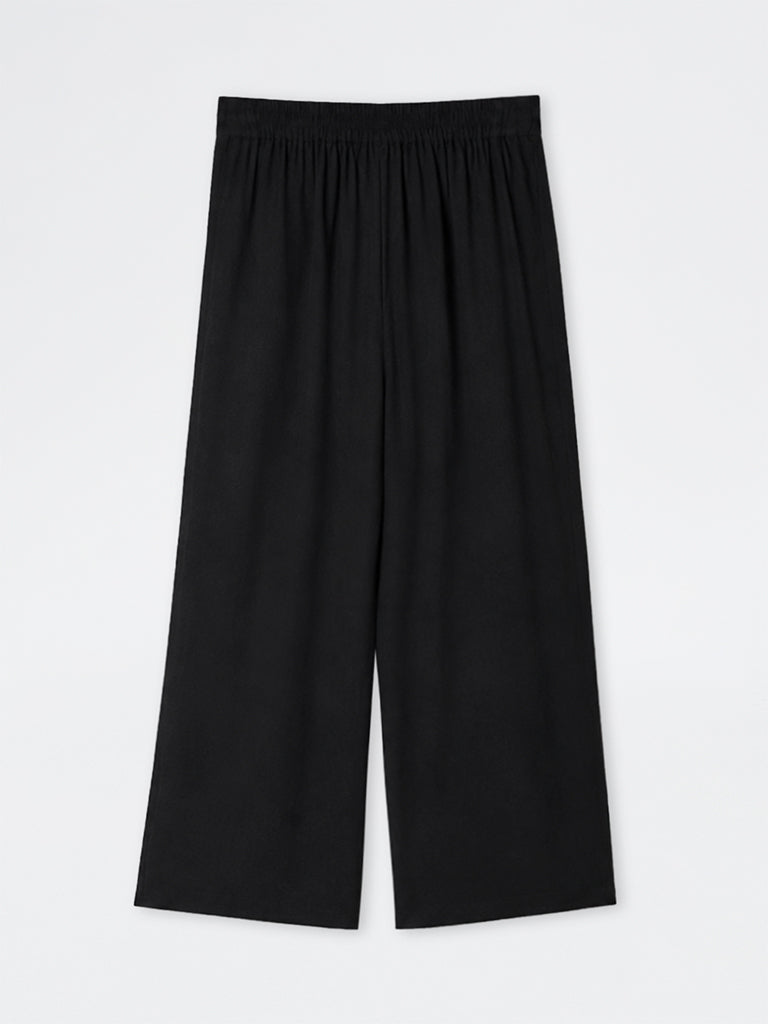 Diza Black Solid Pants