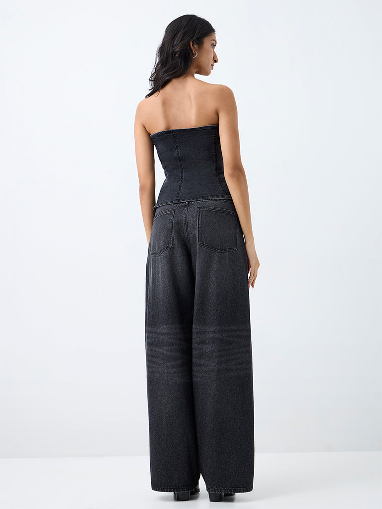 Nuon Black Wash High-Rise Barrel Jeans