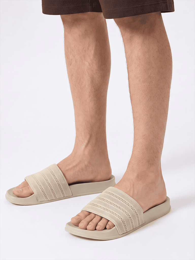 SOLEPLAY Light Beige Knit-Textured Pool Slides