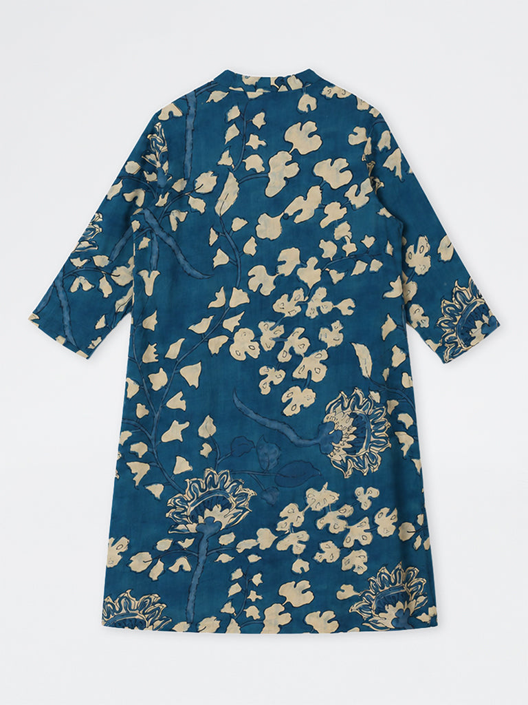 Diza Blue Foliage Pattern Cotton-Blend A-Line Kurta