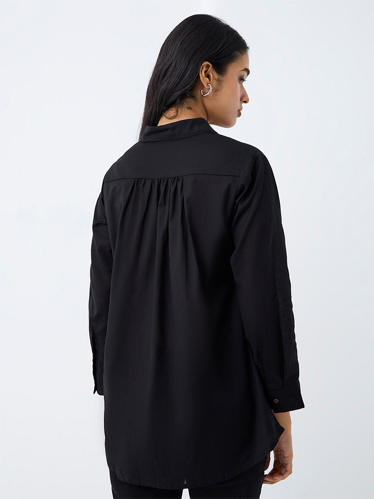 Utsa Black Embroidered Cotton-Blend Tunic