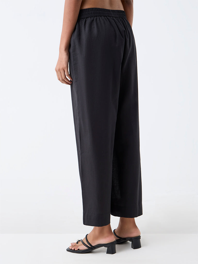Utsa Black Solid Cotton Pants