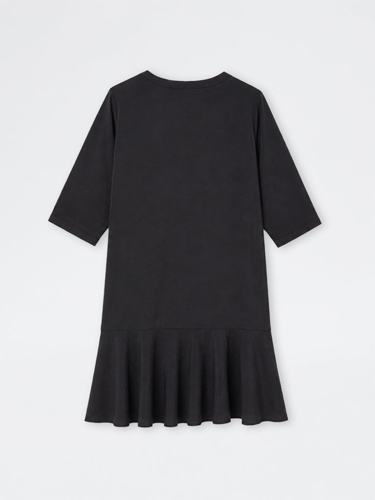Gia Black Solid Straight Dress