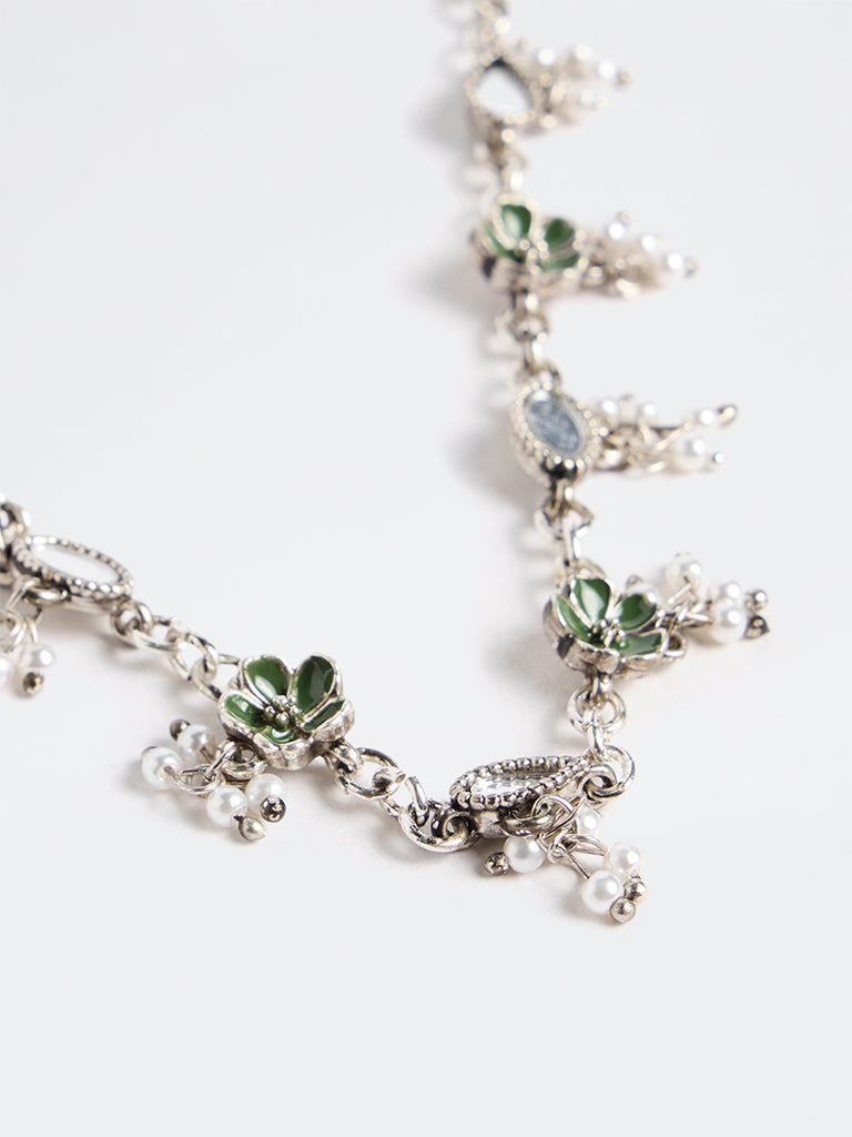 Westside Accessories Silver Floral and Mirror Design Short Necklace