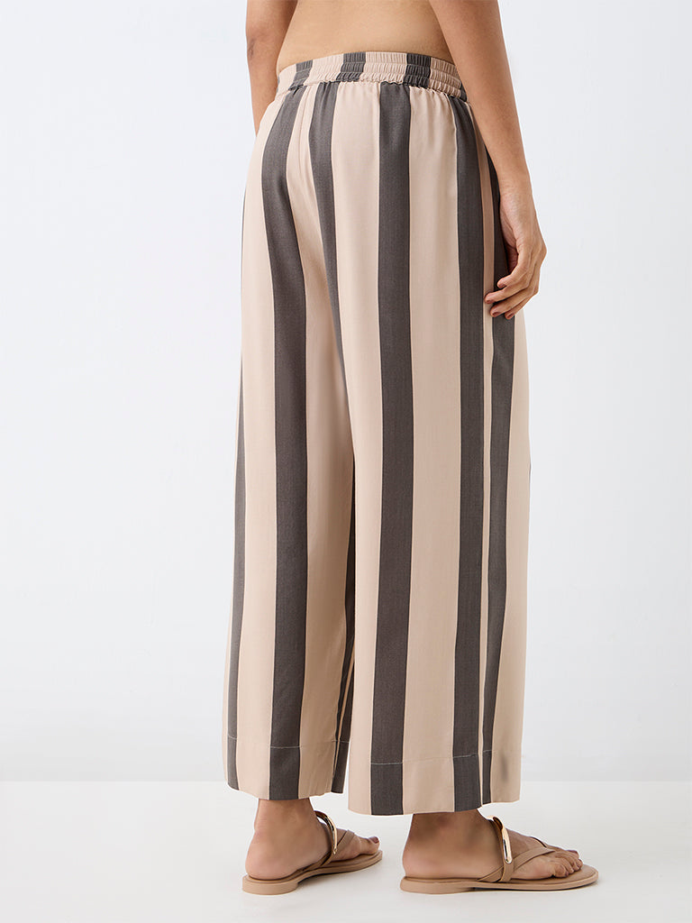 Utsa Beige Striped Pants