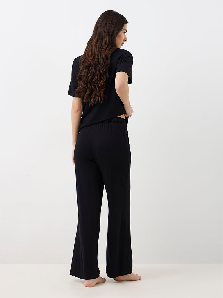 Wunderlove Black Solid High-Waist Pants