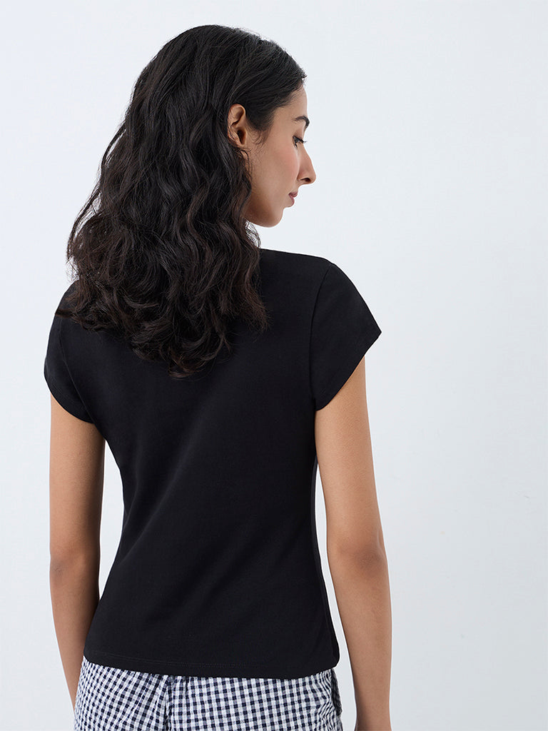 Superstar Black Solid Cotton-Blend Top