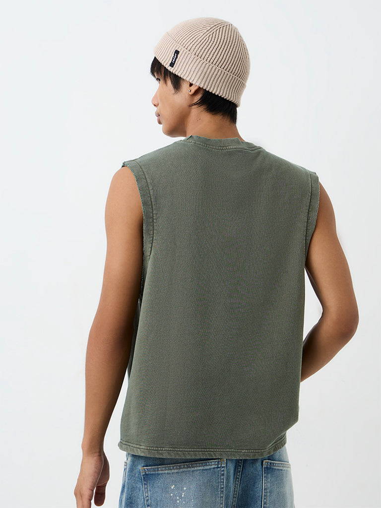 Nuon Olive Graphic Printed Relaxed-Fit Cotton T-Shirt