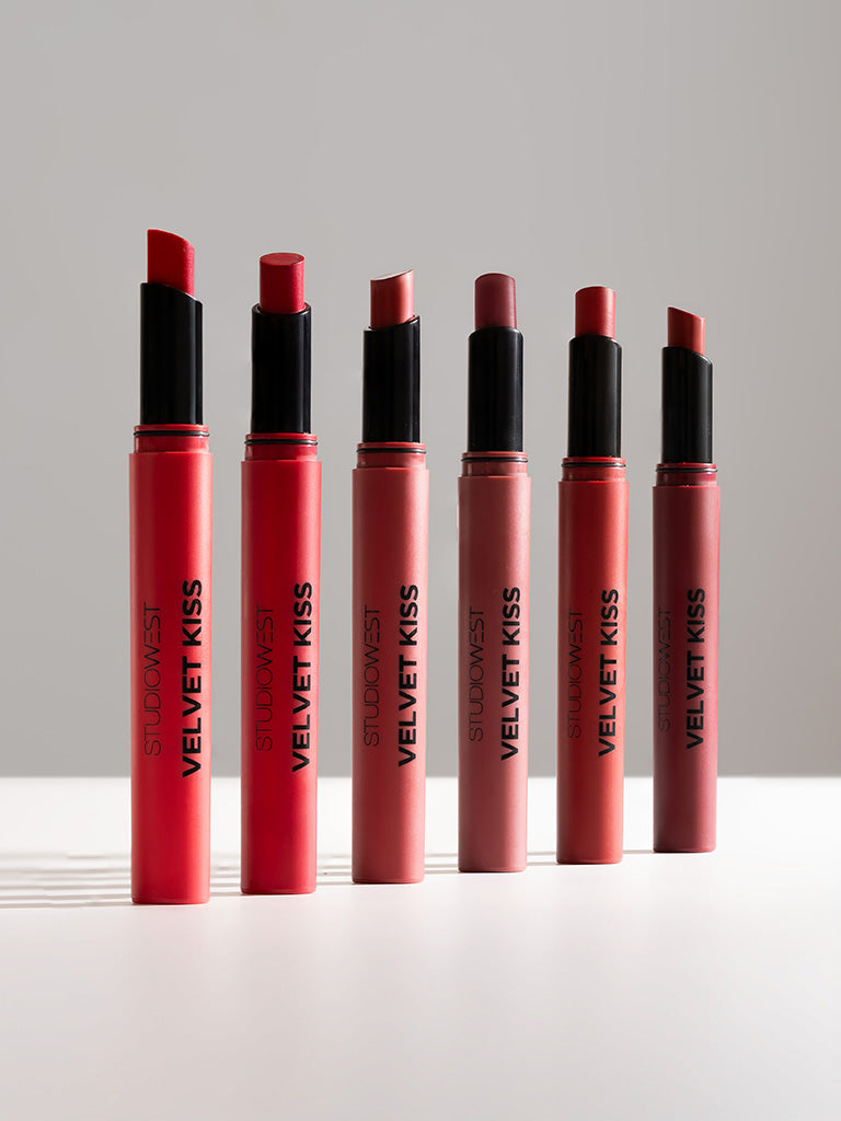 Studiowest Velvet Kiss Slim Stick Fiery Blush P-05 Lipstick - 2 gm