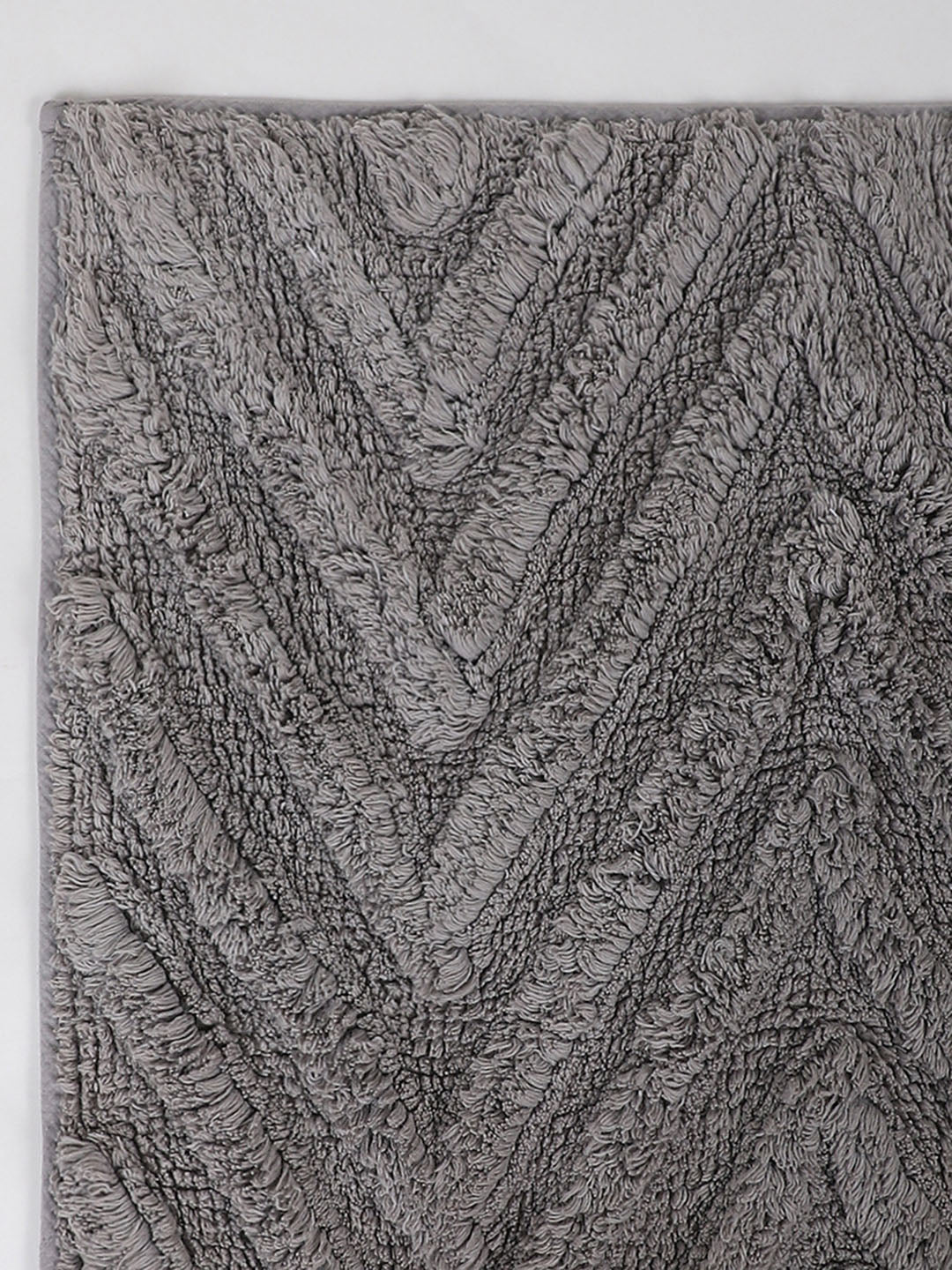 Westside Home Grey Chevron Bath Mat