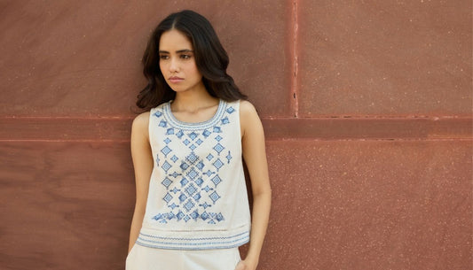 Why Are Relaxed Fits Trending This Season?