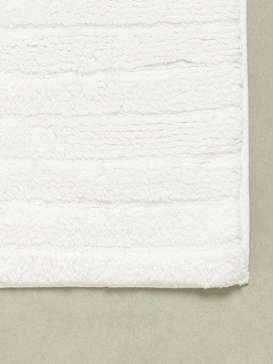 Westside Home White Fluffy Stripe Bath Mat