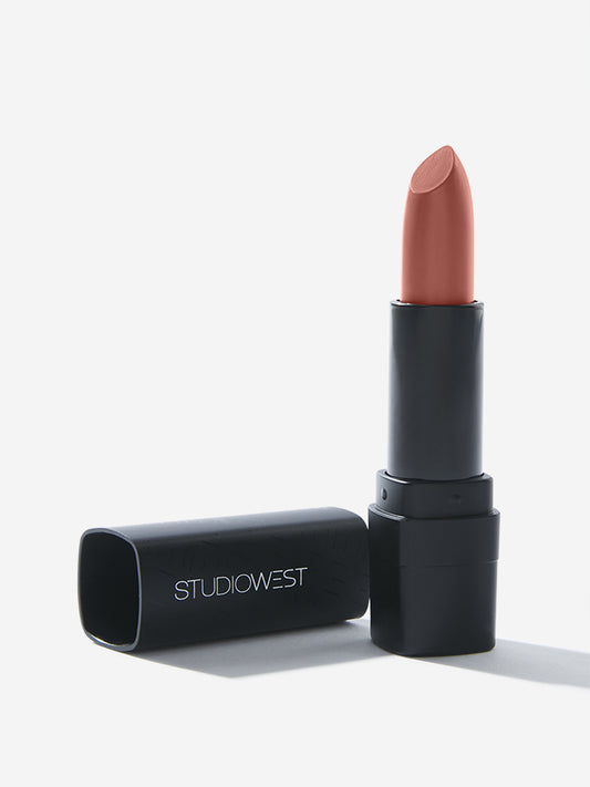 Studiowest Coral Creme Ballerina C-01 Lipstick - 4.2 gms