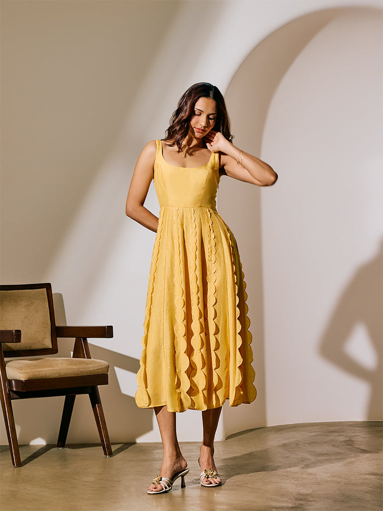 Scalloped Midi Dress - Yellow