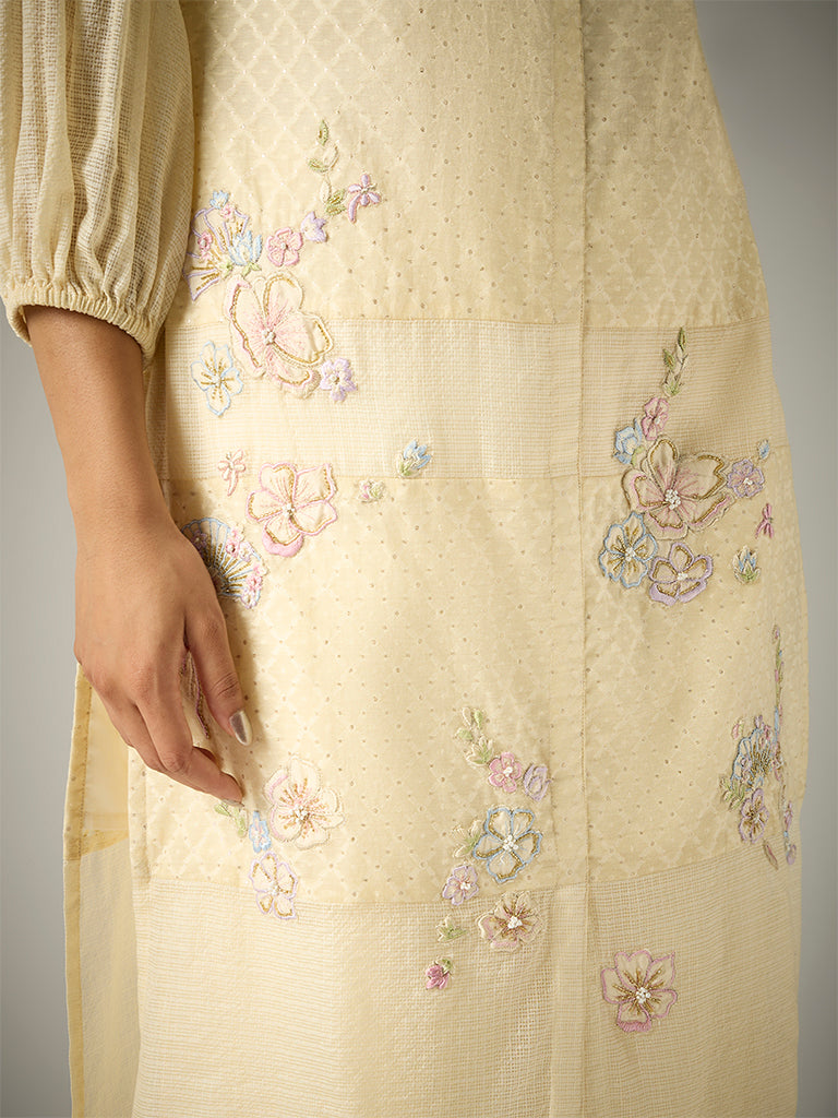 Floral Embroidered Kurta – Cream