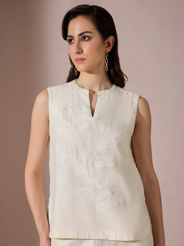 Tonal Embroidered Top – White
