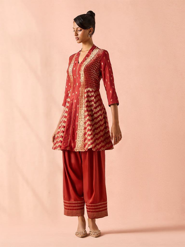 Jacquard Kurta Set with Dupatta – Red