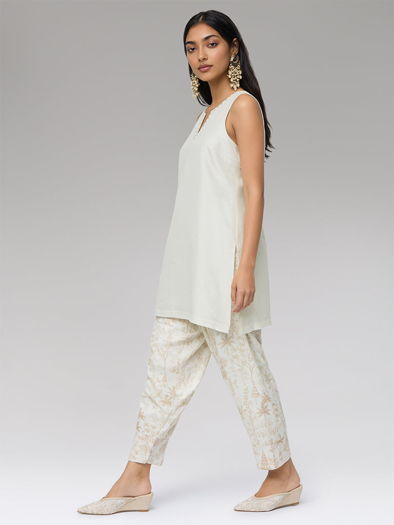 Solid Kurta Set – Ivory