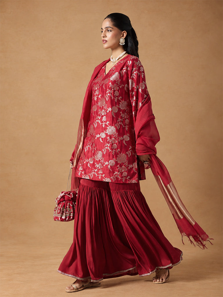 Brocade Kurta Set with Dupatta- Red