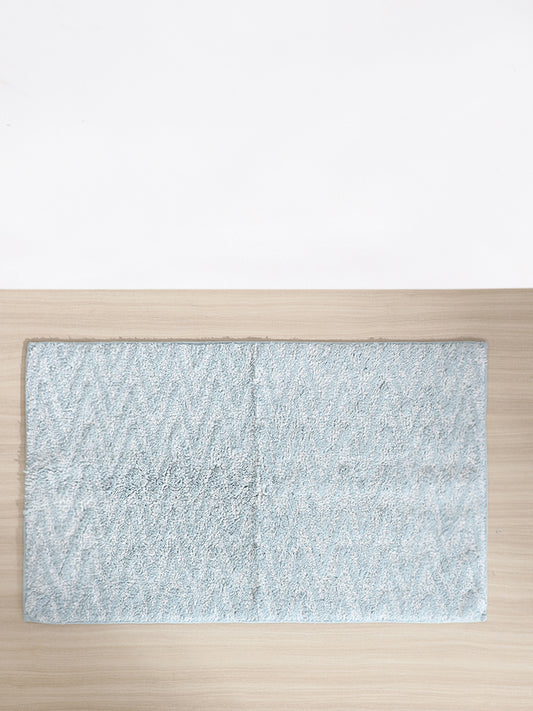 Westside Home Aqua Blue Chevron Striped Fluffy Bathmat