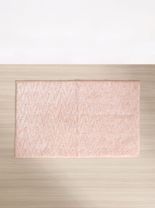 Westside Home Peach Chevron Striped Fluffy Bathmat