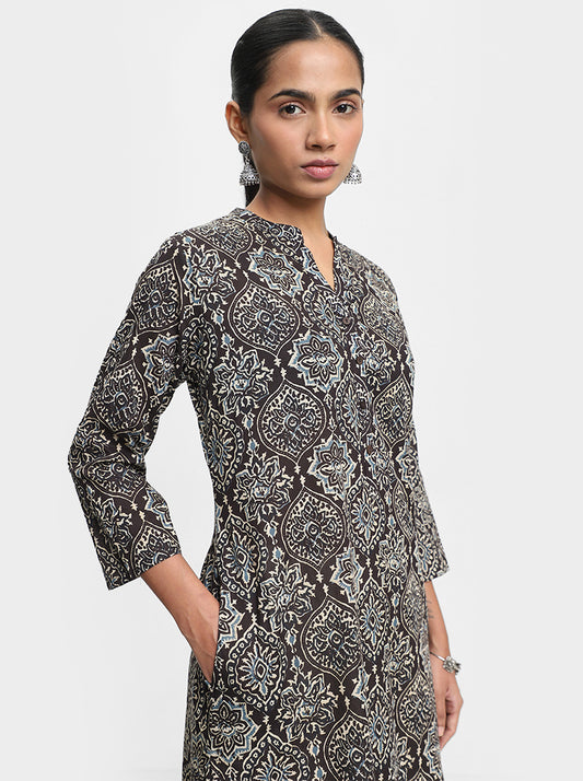 Utsa Printed Black Kurta