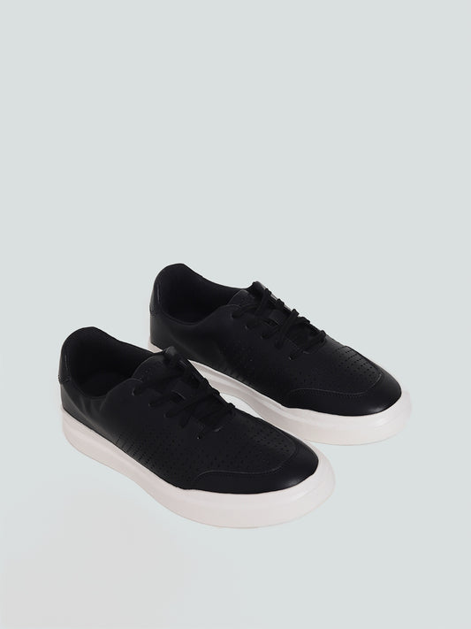 SOLEPLAY Black Lace-Up Casual Shoe