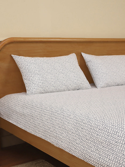 Westside Home Grey Circle Printed Double Bed Flat sheet and Pillowcase Set