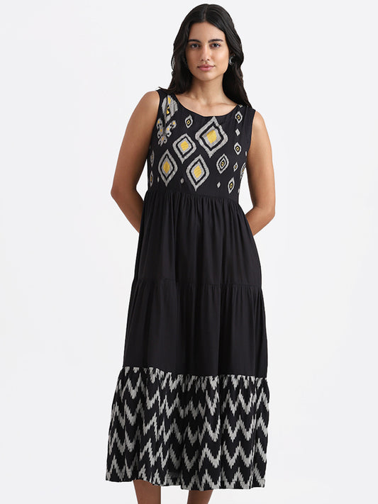 Bombay Paisley Black Printed Long Dress