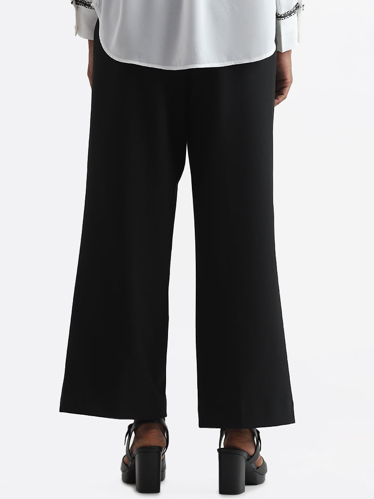 Wardrobe Solid Black Straight Fit Trousers